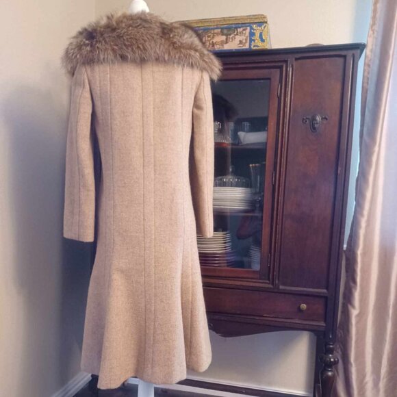Rare Find! 1970s Vintage Pauline Trigere A Line Wool Coat Coyote Collar - Picture 11 of 16